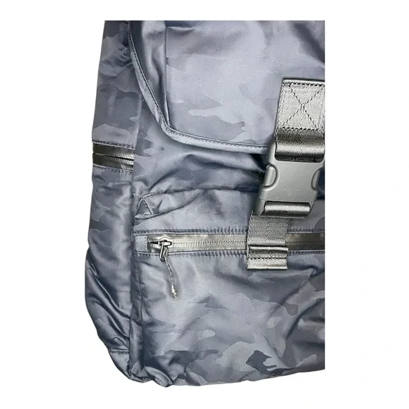 Athleta Venture Utility Backpack Camo - Picture 3 of 3